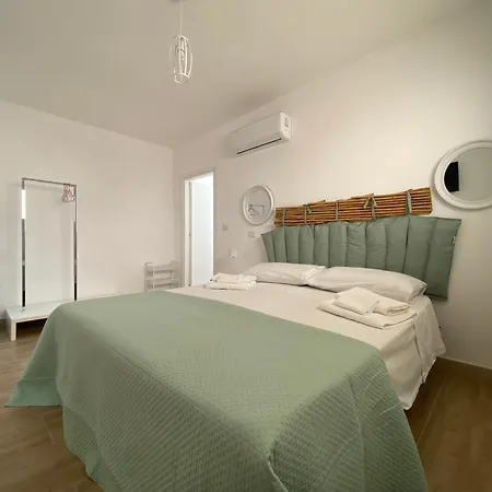 Isid'oro * Sant Isidoro (Apulia)