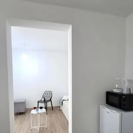 Isid'oro Sant Isidoro (Apulia)